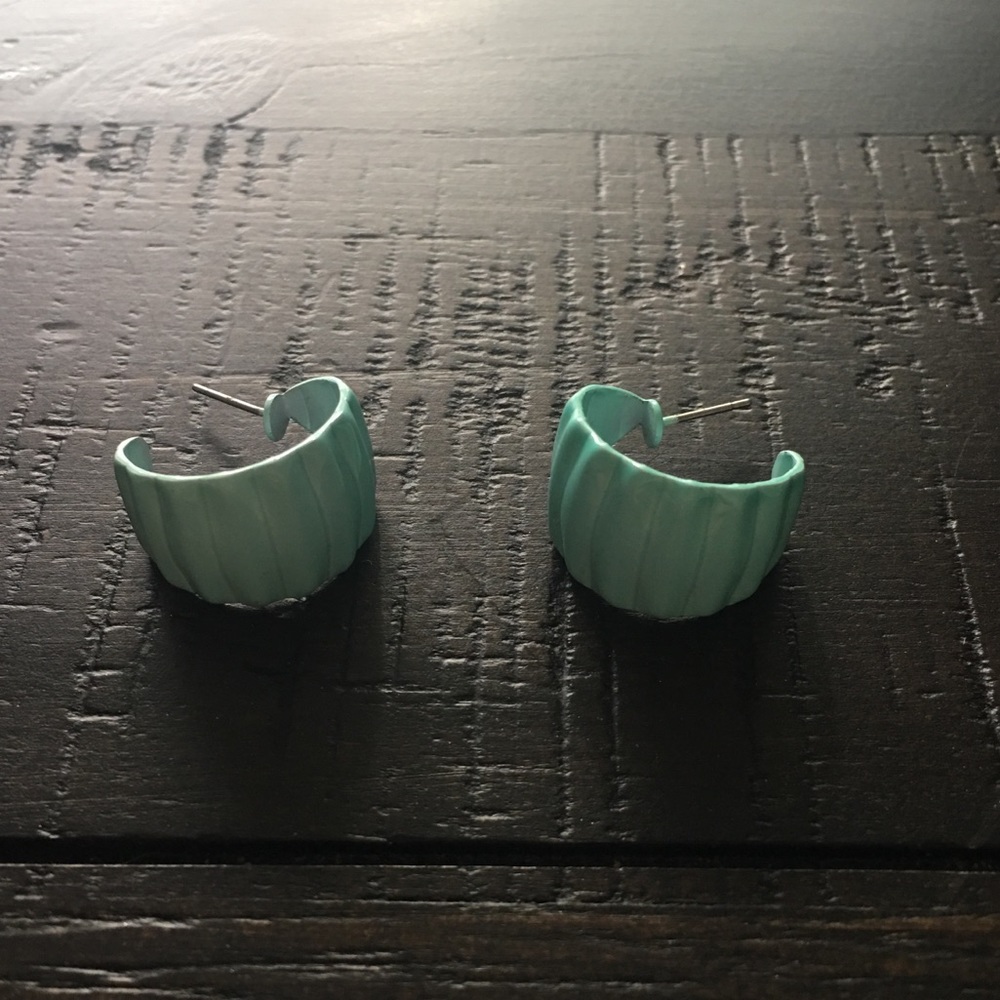 Small Vintage Open Hoop Earrings